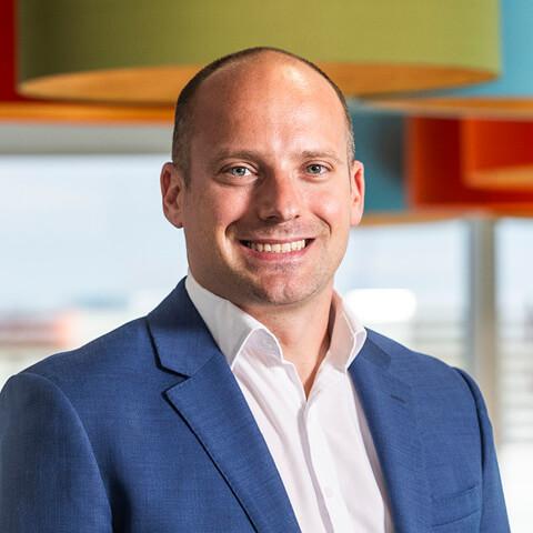 Jan Slavicek: Investment Analyst